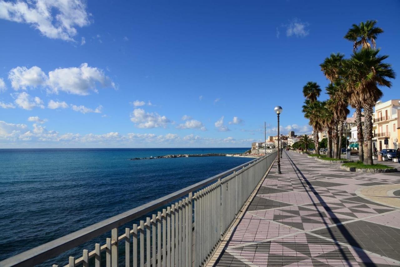 B&B Lungomare ديامنتي المظهر الخارجي الصورة